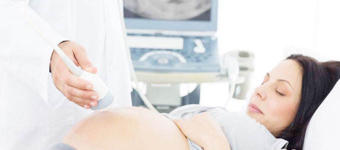 妊婦健診の様子
