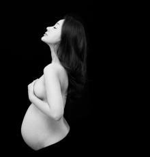 ユンソナ妊婦ヌード1 雑誌CREA2010年2月号掲載